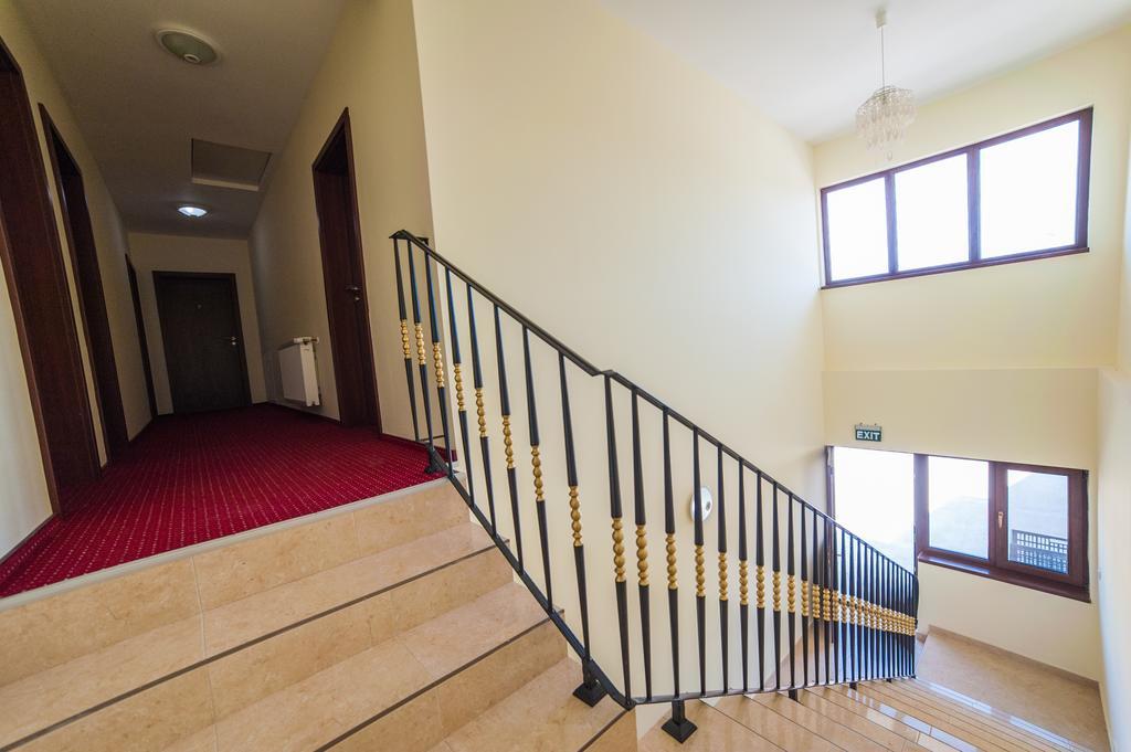 Bed and Breakfast Vatra Romana Racarii de Jos Экстерьер фото